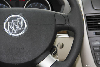 2015款凯越1.5L手动经典型