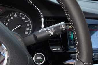 2016款昂科拉1.4T自动两驱都市精英型18T