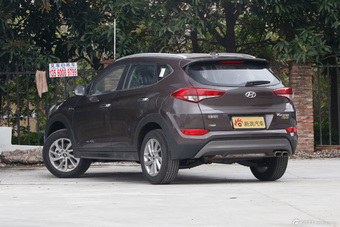 2015款全新途胜1.6T自动两驱智能型