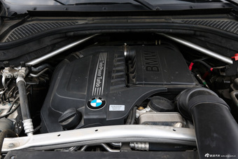2015款宝马X6 3.0T自动xDrive35i 豪华型