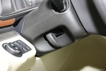 2014款GL8 2.4L CT豪华商务舒适版到店实拍