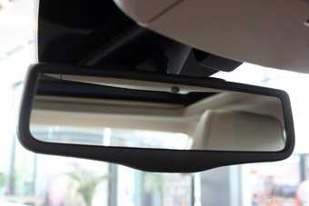 2013款克莱斯勒300C到店实拍