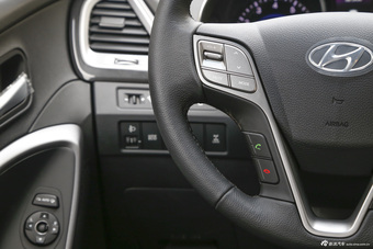 2015款全新胜达2.0T自动四驱智能型 5座