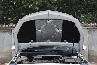 2015款君威1.6T自动精英技术型