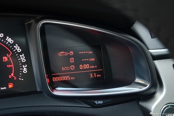 2016款DS 5LS 1.6T自动豪华版THP160