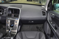 2016款沃尔沃XC60 2.0T自动 T5 AWD智远版