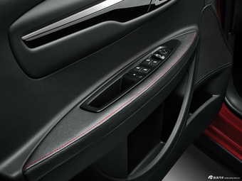 2013款世嘉CROSS官方图