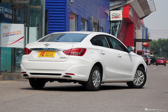 2015款海马福美来1.6L手动风尚型