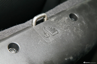 2013款凯雷德ESV铂金版加长型