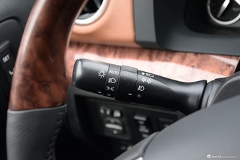 2014款坦途5.7L自动1794 Edition