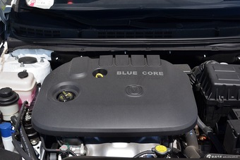 2016款逸动XT 1.6L手动俊酷型