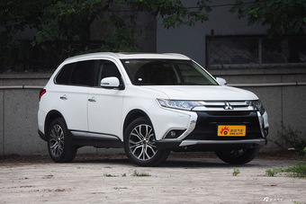 2016款欧蓝德2.4L四驱精英版 5座