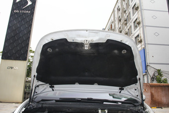 2014款DS 5 1.6T自动尊享版THP200