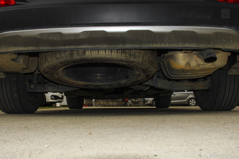 2015款索兰托L 2.4L自动汽油四驱精英版 7座 国5