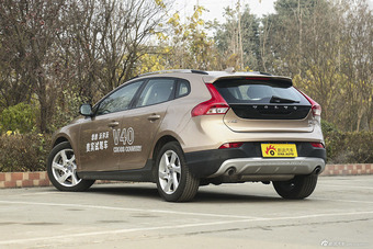 2015款沃尔沃V40 2.0T自动 Cross Country T5 AWD 智雅版