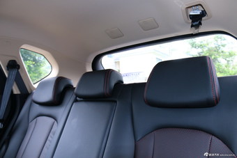 2015款 宝骏560 1.8L手动豪华型