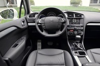 2016款雪铁龙C4L 1.6T自动旗舰型