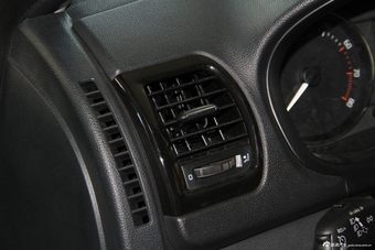 2012款晶锐1.6L自动Sport版图片