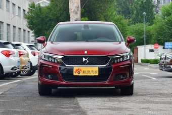 2016款DS 4S 1.8T自动尊享版THP200