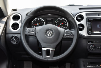 2015款途观2.0TSI自动四驱旗舰版