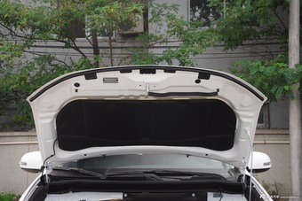 2016款欧蓝德2.4L四驱精英版 5座