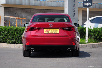 2015款雷克萨斯IS 200t豪华版