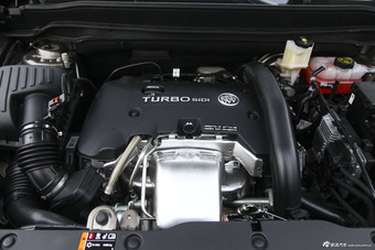 2016款昂科威2.0T自动四驱精英型28T