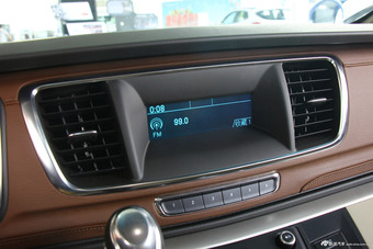 2014款GL8 2.4L CT豪华商务舒适版到店实拍