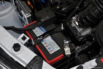 2015款 五菱宏光V1.5L手动标准型