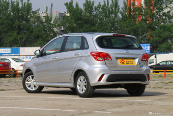 2015款北汽新能源EV200轻秀版