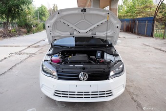 2015款捷达1.6L手动时尚型