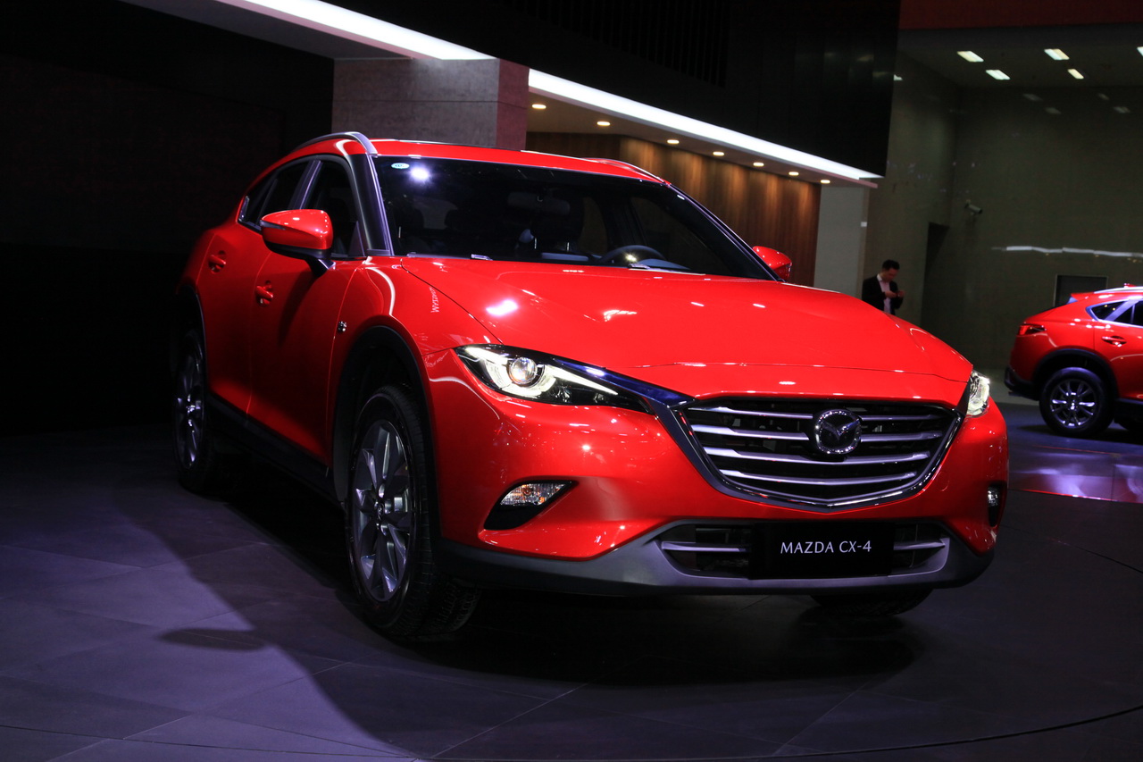 马自达CX-4
