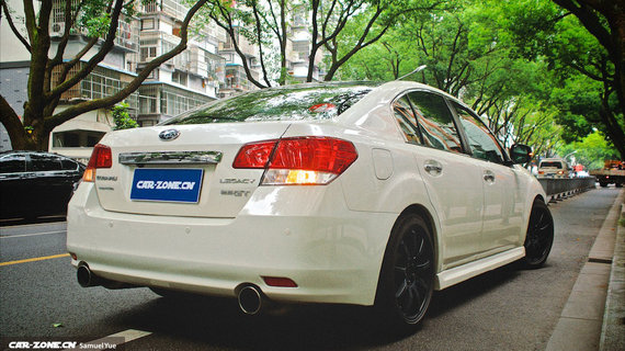 西装暴走族？斯巴鲁力狮｜车友纪