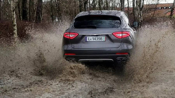 底盘装甲是啥？到底有用没用？