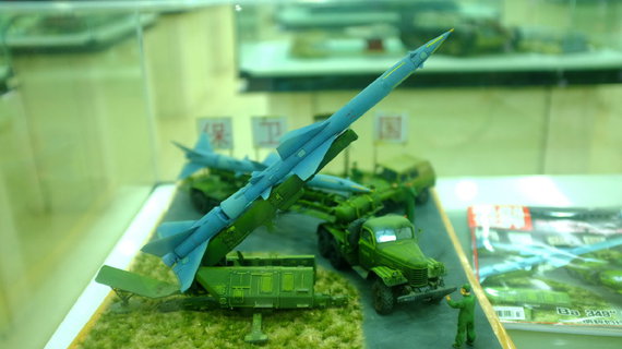 电动汽车评测编辑与号手模型的20年恩怨