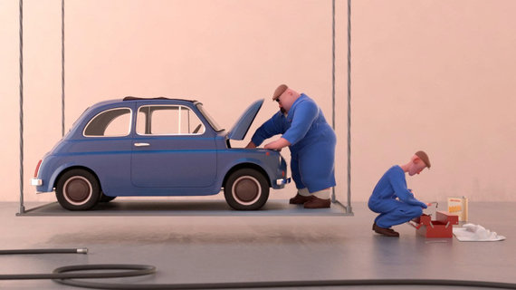 悲剧的菲亚特500 赶上这么家修车店也够倒霉的