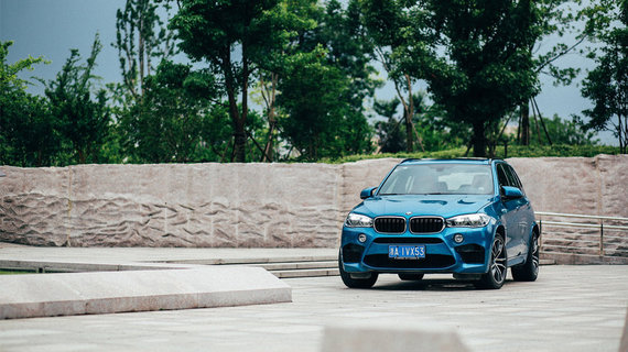 难抑洪荒之力丨BMW X5M试驾