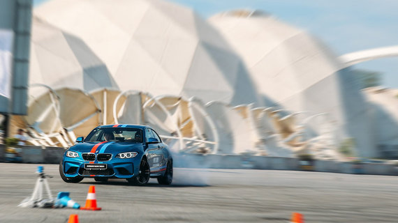 放我画圈圈，纵我去拉烟丨BMW M DAY