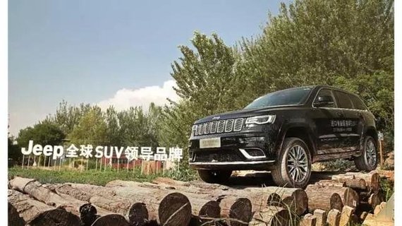 试驾丨它是天生的越野王者，但它却在公路上征服了我