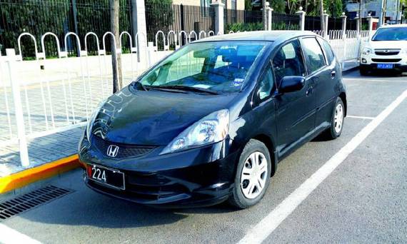 【泡芙车评】看老美历尽千辛万苦搞来的美规飞度