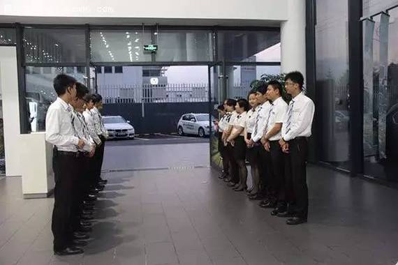 去4S店提新车时，我们应该注意什么？