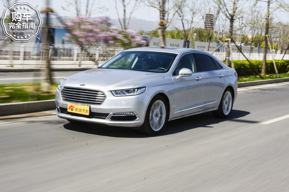 长安福特 金牛座 2015款2.7L GTDi旗舰型
