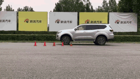 日产途达 自动四驱旗舰版