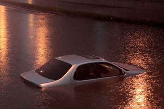 投保涉水险须看清细则 避免理赔误区