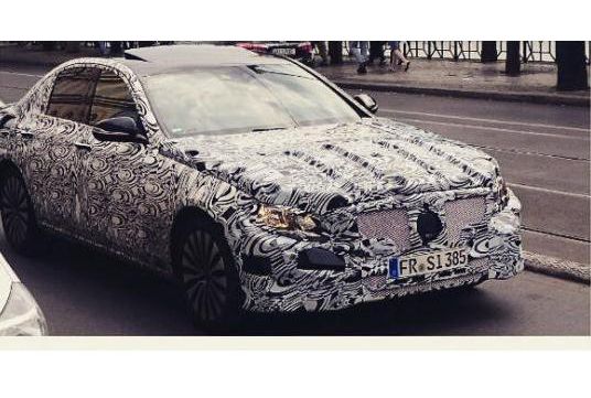 新一代奔驰E级最新谍照 北美车展首发