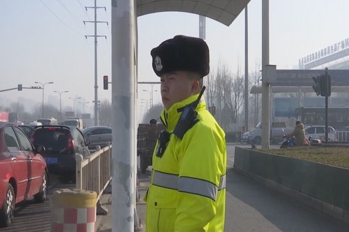 禁行标准司机耳熟能详 光说不“办”终被罚