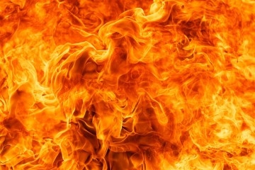 电池安全？骗补？蟹岛安凯客车大火烧出了什么