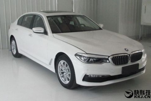 国产全新宝马5系乞丐版现身：动力愁人