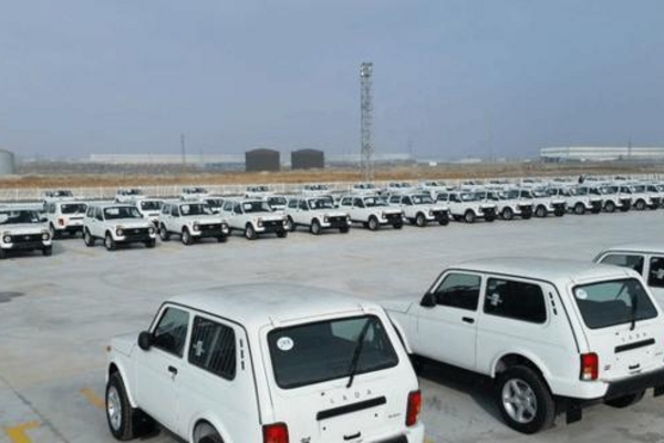 神车！售价14万连个收音机都没有