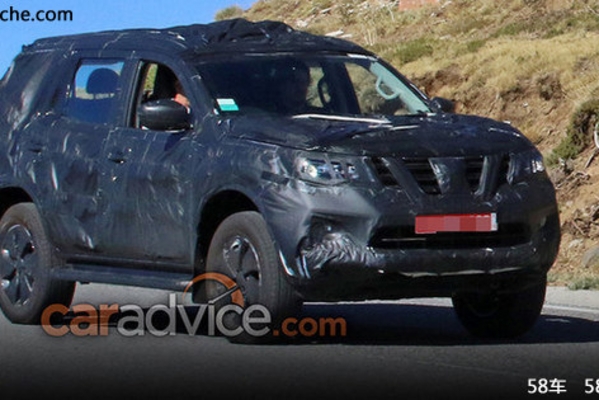 新帕拉丁或年底亮相 纳瓦拉SUV谍照曝光